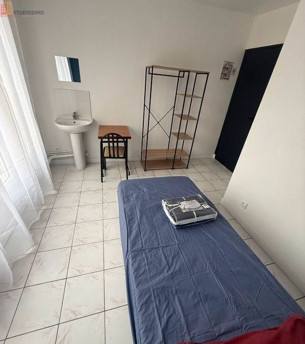 Studio meublé 12m² Corbeil-Essonnes - Meublé, proche commodités - Photo 8