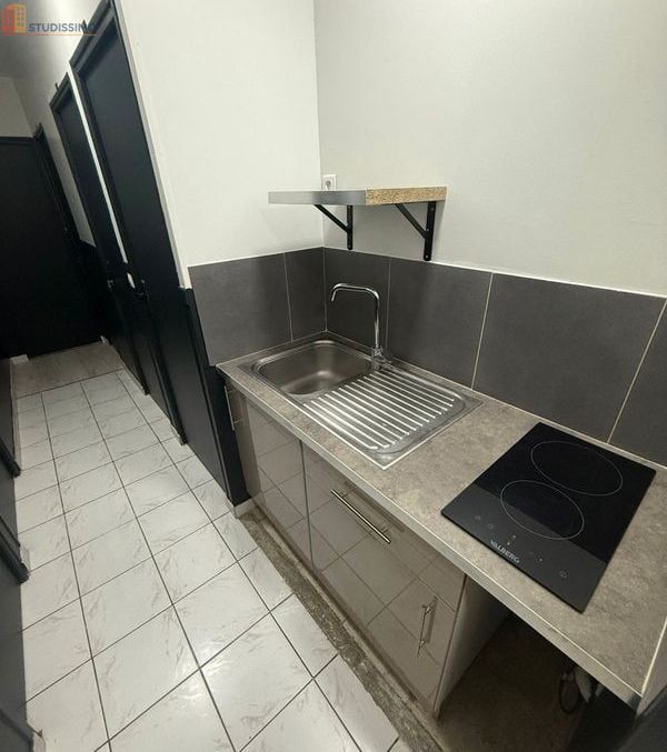 Studio meublé 12m² Corbeil-Essonnes - Meublé, proche commodités - Photo 3