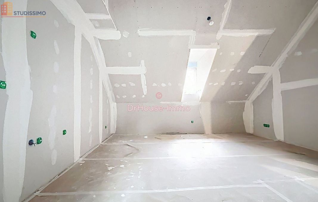 Studio 25m² Amiens centre - Étage élevé, lumineux - Photo 4