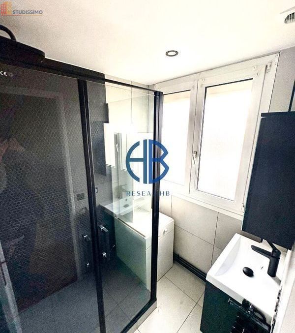 Studio 80m² Massy 91300 - Photo 1