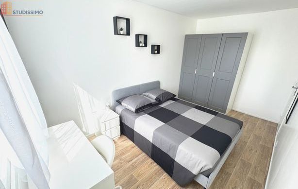 Studio meublé 20m² Évry-Courcouronnes - Dressing, proche université - Photo 4