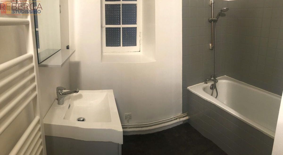 Studio 25m² Castres - DPE C, 1er étage - Photo 1