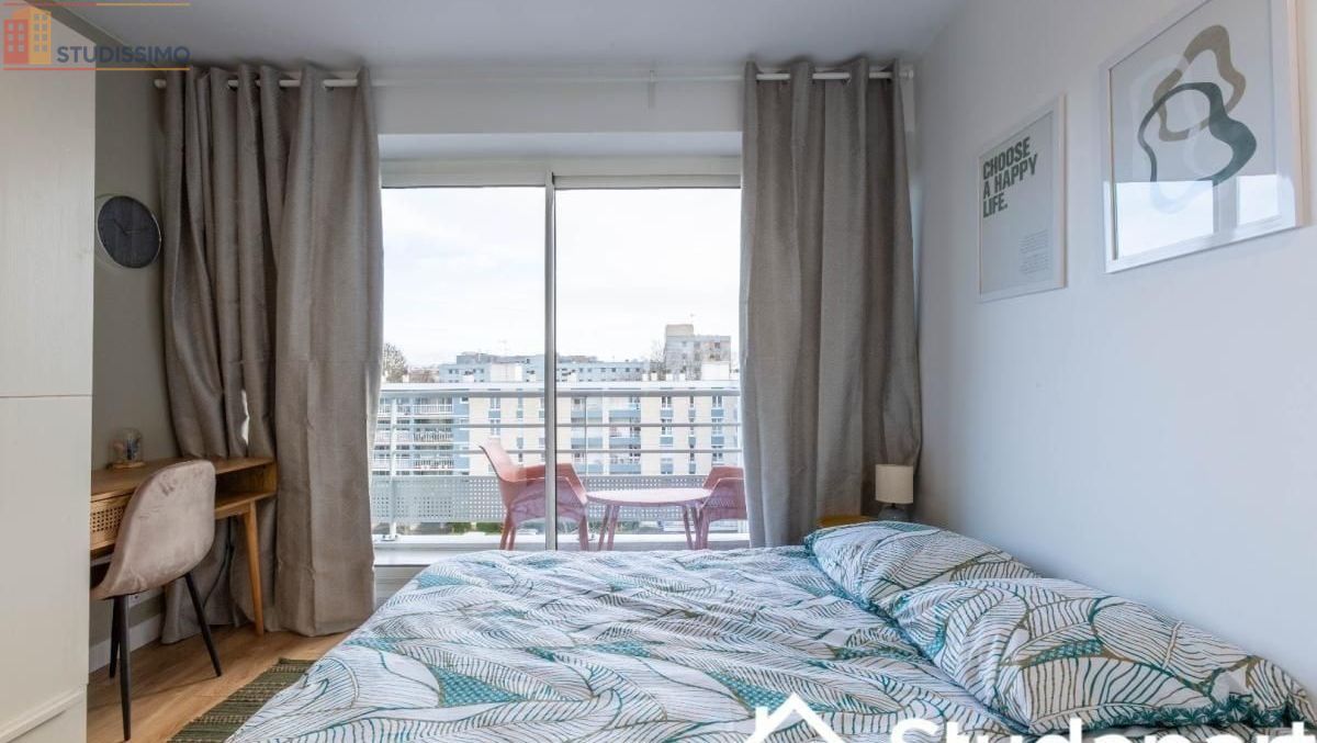 Studio meublé 10m² Massy 91300 - Étage élevé, cosy - Photo 2