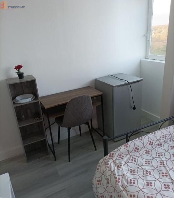 Studio 68m² Évry-Courcouronnes - Meublé, étage élevé - Photo 3