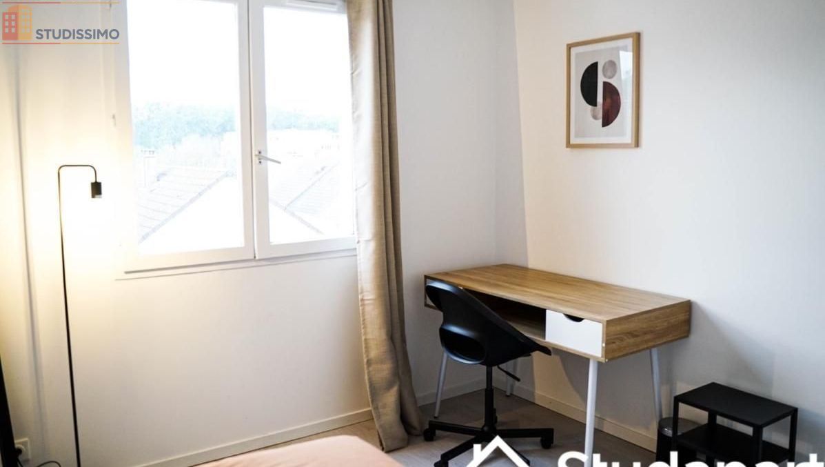 Studio meublé 9m² Évry-Courcouronnes - Meublé, 3e étage - Photo 2
