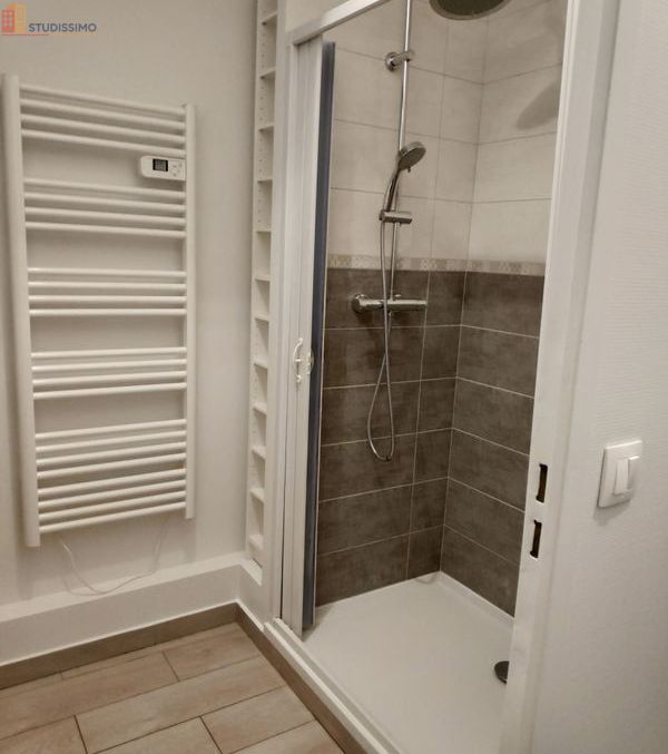 Studio 9m² Évry-Courcouronnes - Meublé, idéal étudiants - Photo 1