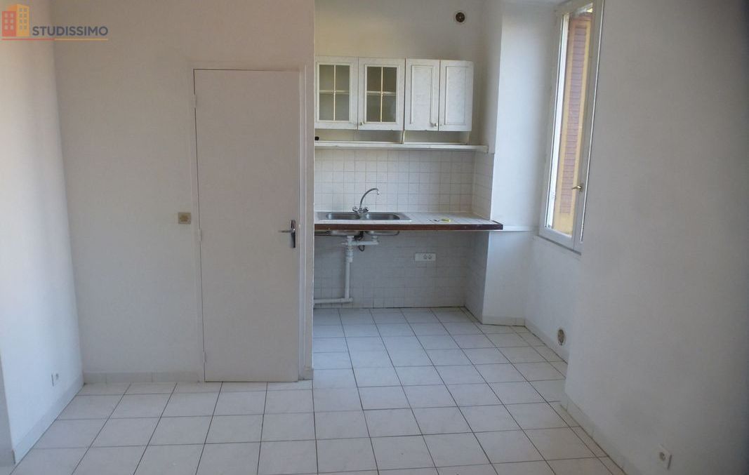Studio 18m² Corbeil-Essonnes 91100 - Photo 6