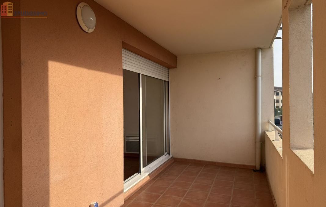 Studio 41m² L'Isle-sur-la-Sorgue - Lumineux, 1er étage - Photo 1