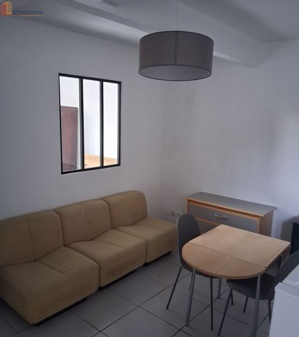 Studio meublé 27m² Étampes - Lumineux, proche commerces - Photo 2
