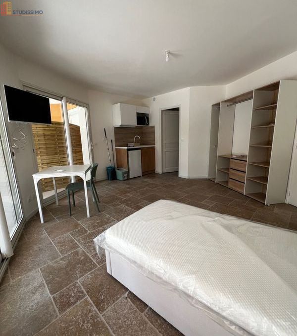 Studio meublé 18m² Sainte-Geneviève-des-Bois - Meublé, DPE D - Photo 8