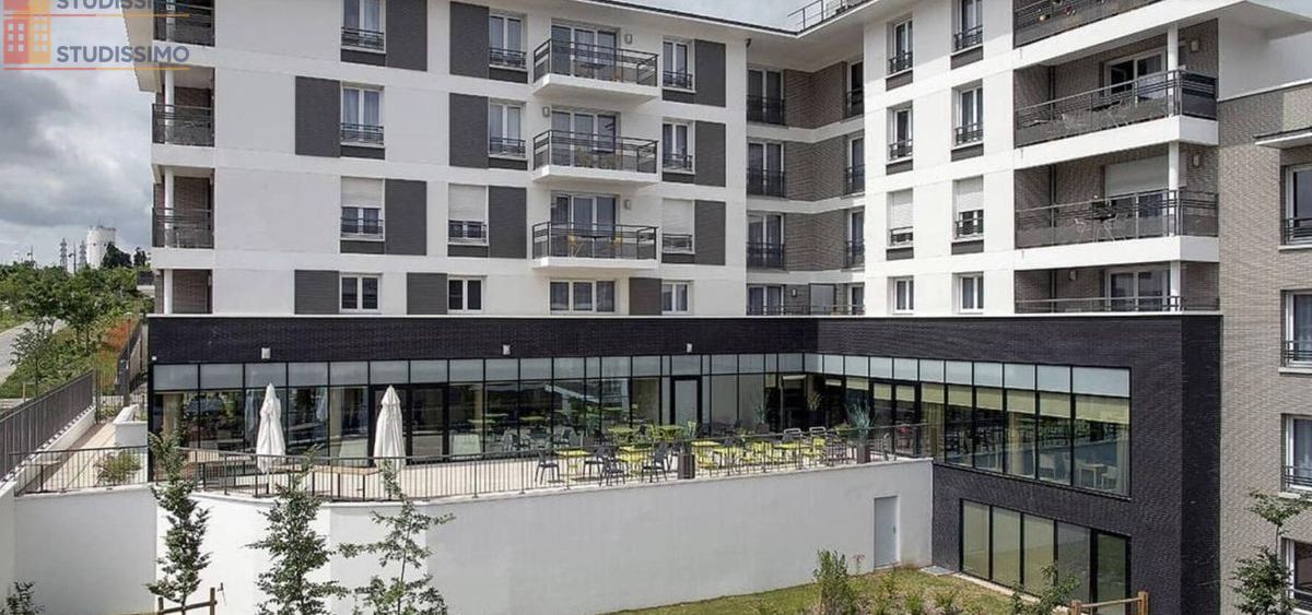 Studio meublé 45m² Corbeil-Essonnes - Lumineux, meublé - Photo 1