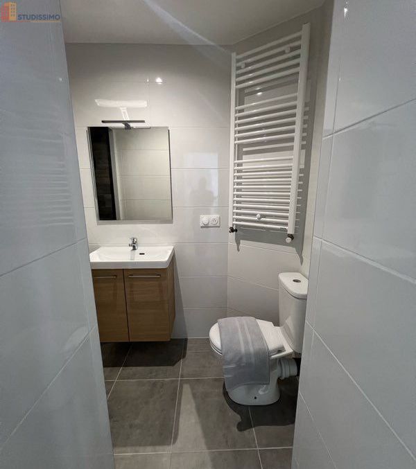 Studio meublé 15m² Orsay 91400 - Spécial étudiant, salle d'eau et WC - Photo 1