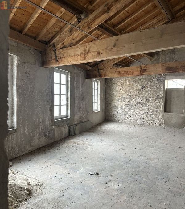Studio 85m² L'Isle-sur-la-Sorgue - Étage élevé, lumineux - Photo 1