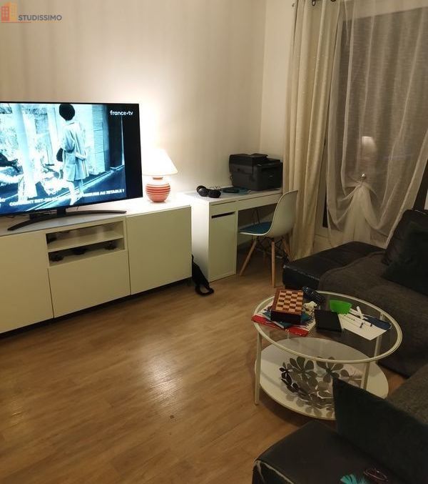 Studio 24m² Étampes - Meublé, parking et cave - Photo 2