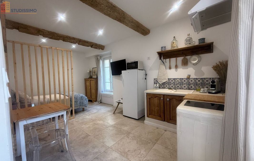 Studio à L'Isle-sur-la-Sorgue