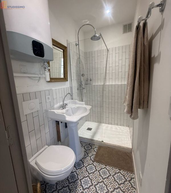 Studio 22m² L'Isle-sur-la-Sorgue - Sans caractéristique - Photo 2