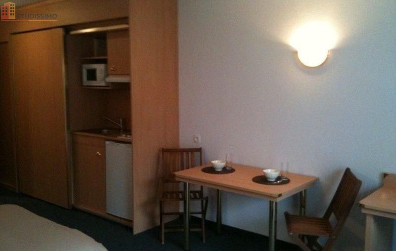 Studio meublé 28m² Sainte-Geneviève-des-Bois - Balcon, meublé - Photo 2
