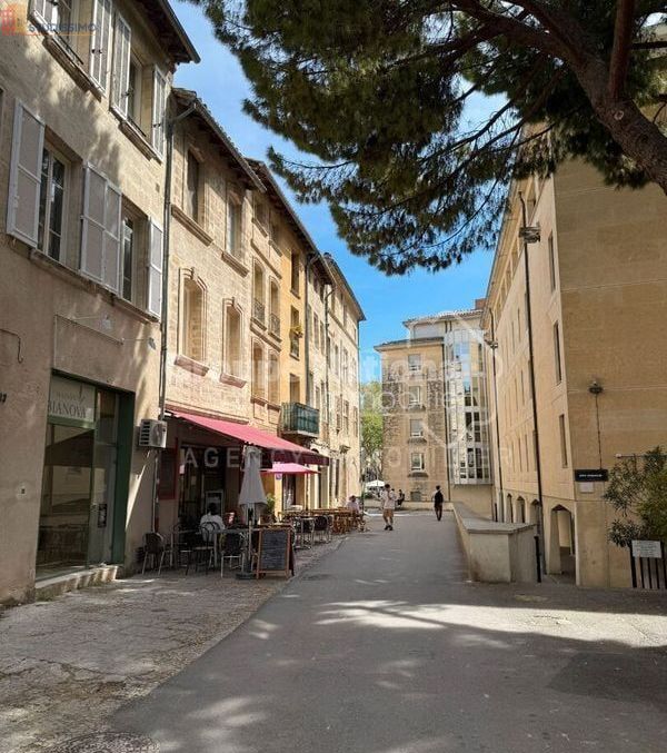 Studio 23m² Avignon centre - 3e étage, lumineux - Photo 2