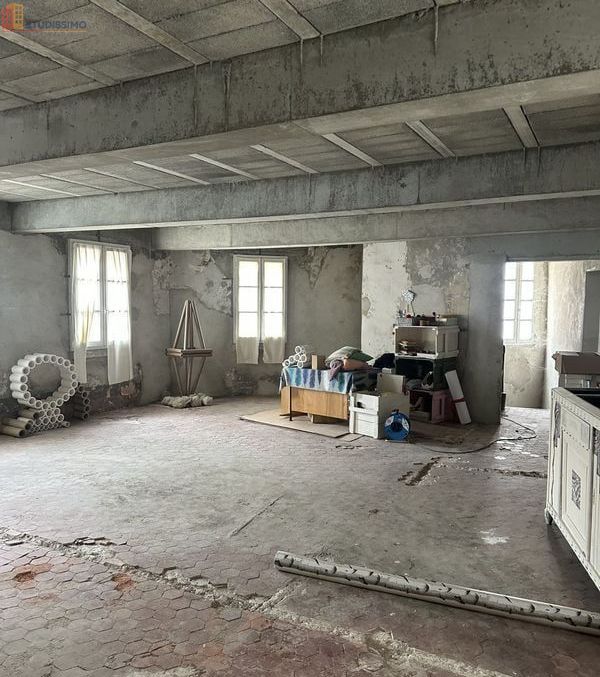 Studio 59m² L'Isle-sur-la-Sorgue - 1er étage - Photo 1