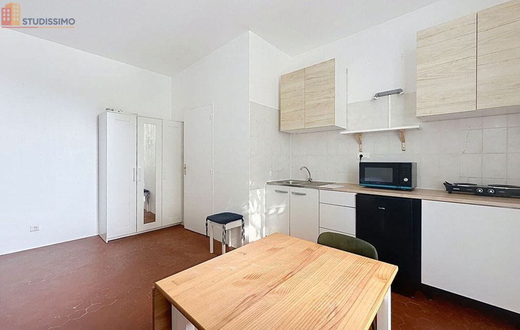 Studio 90m² Avignon - Surface atypique, DPE D - Photo 4