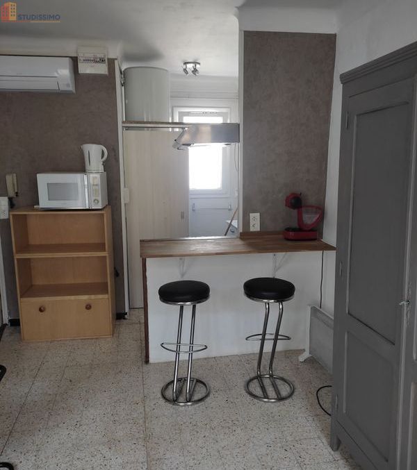 Studio meublé 21m² Carpentras - Lumineux, dernier étage - Photo 7