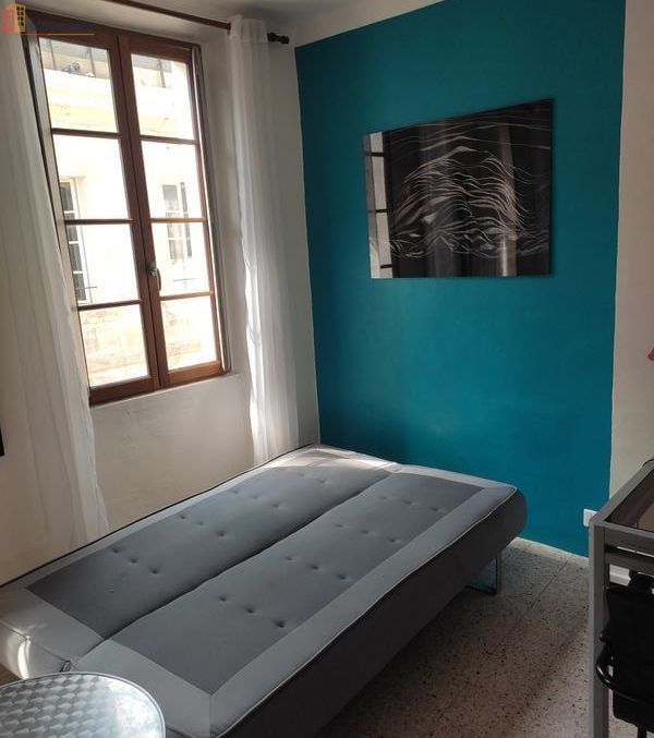 Studio meublé 21m² Carpentras - Lumineux, dernier étage - Photo 4