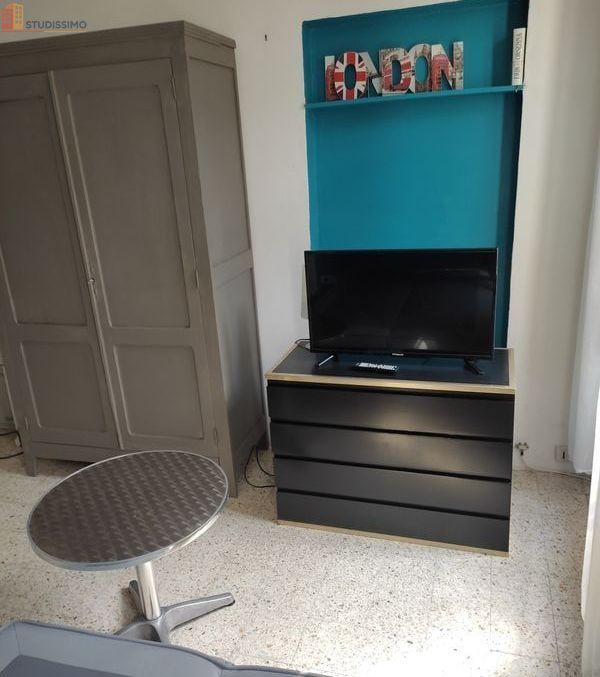 Studio meublé 21m² Carpentras - Lumineux, dernier étage - Photo 1