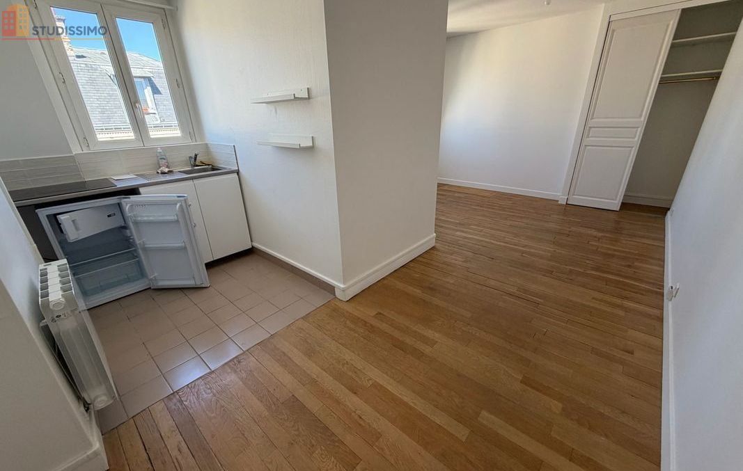 Studio 22m² Neuilly-sur-Seine - Dernier étage, lumineux - Photo 4