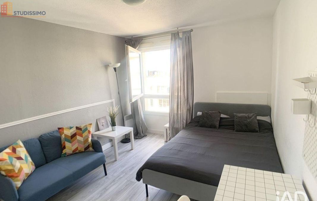 Studio 20m² Courbevoie - Meublé, étage élevé - Photo 7