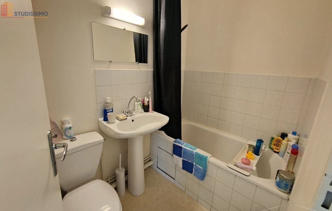 Studio 28m² Poitiers - DPE D, 1er étage - Photo 2