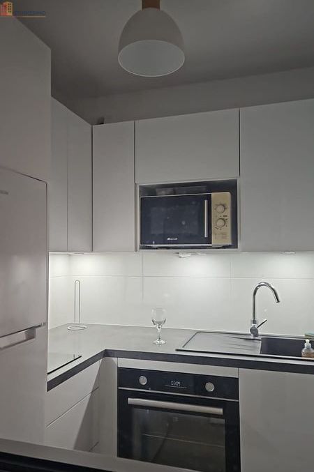 Studio meublé 30m² Boulogne-Billancourt - Balcon, parking couvert - Photo 1