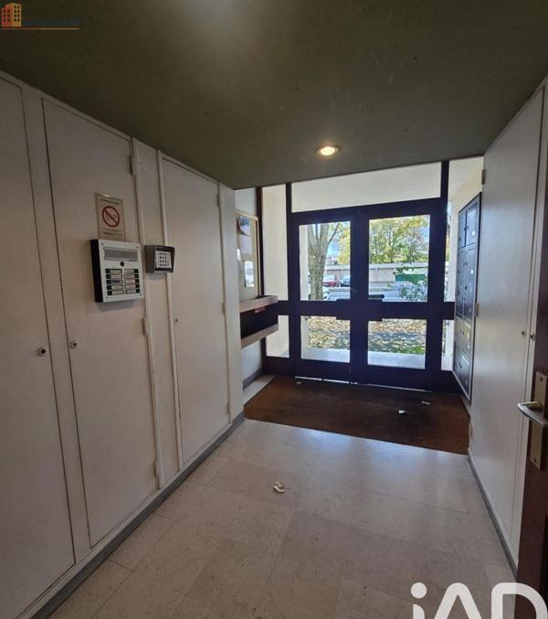 Studio 38m² Poitiers - Aucun caractère précisé - Photo 1