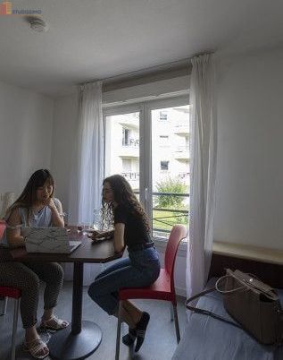 Studio meublé 18m² Montrouge - Lumineux, 7e étage - Photo 2