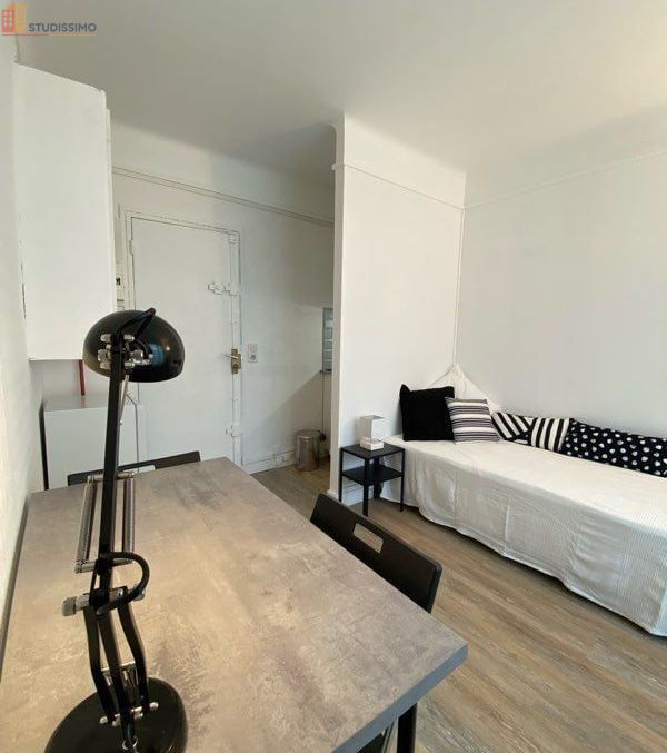 Studio à Sèvres