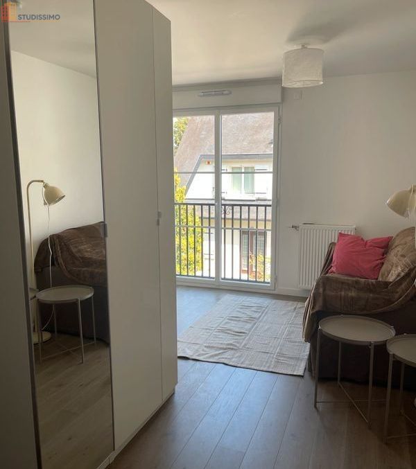 Studio à Suresnes