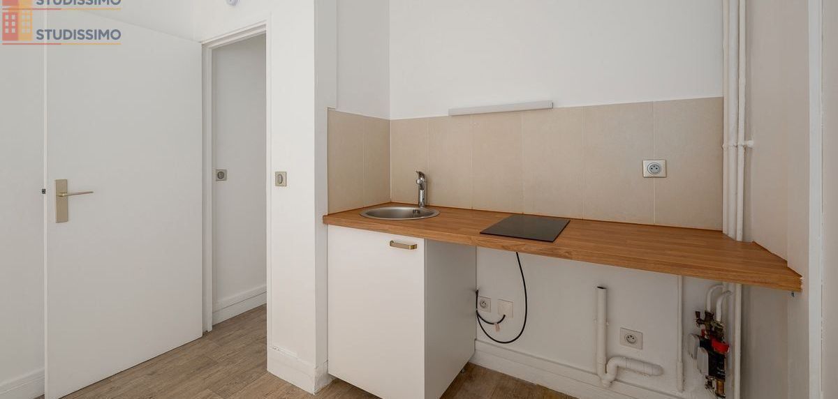 Studio 17m² Ville-d'Avray - DPE D, 1er étage - Photo 3