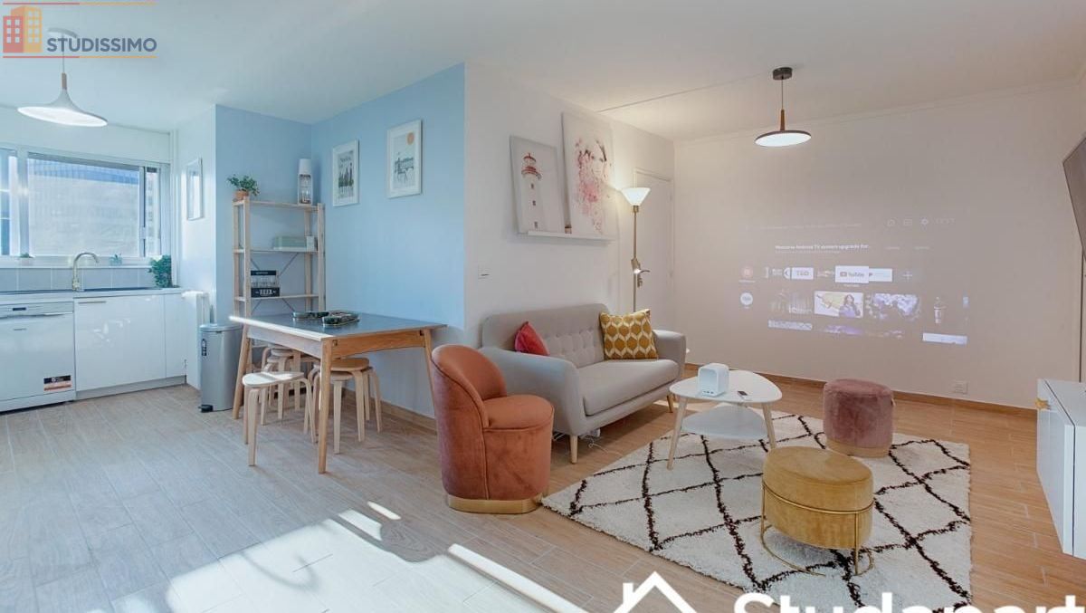 Studio à Courbevoie