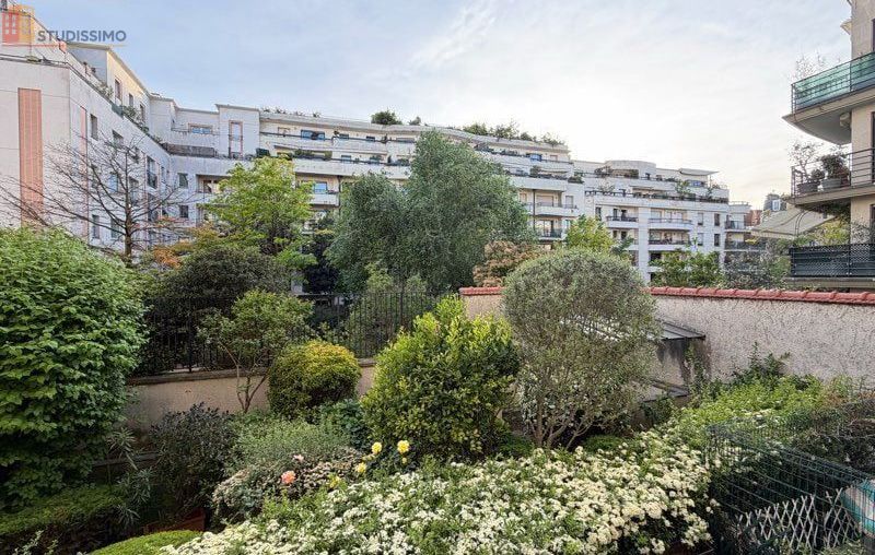 Studio à Levallois-Perret