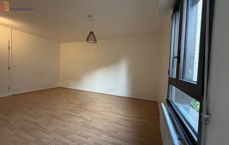 Studio 27m² Levallois-Perret - Parking, 1er étage - Photo 13
