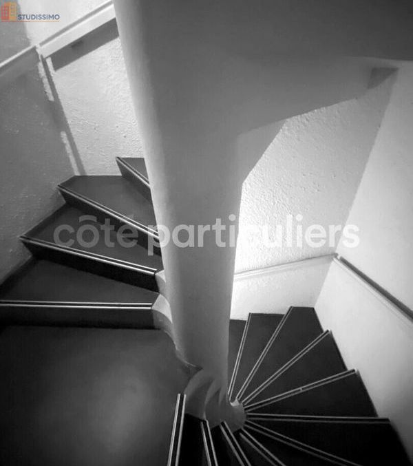 Studio 27m² Poitiers centre - lumineux, 1er étage - Photo 2