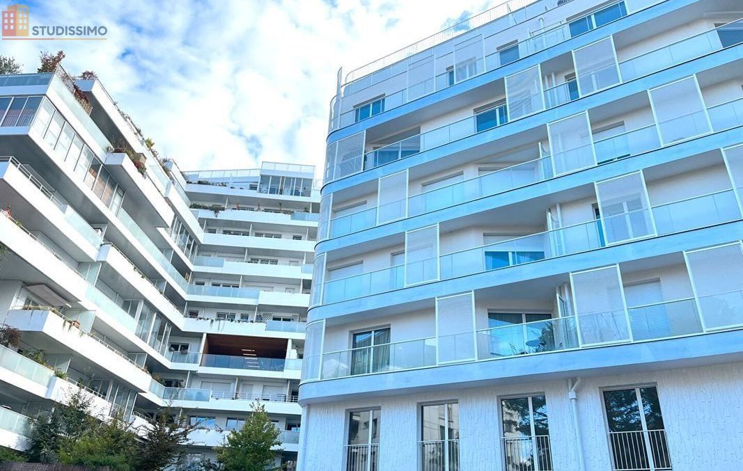 Studio 33m² Issy-les-Moulineaux - Lumineux, DPE C - Photo 2