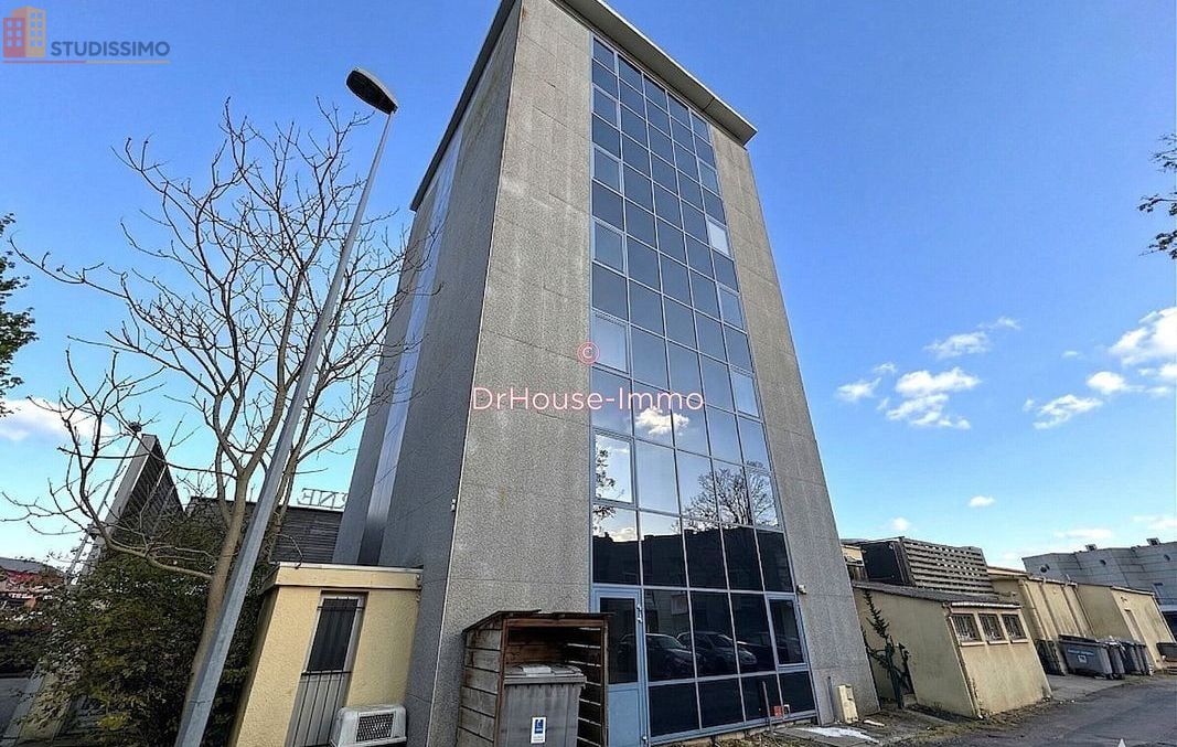 Studio 18m² Chasseneuil-du-Poitou - Dernier étage, lumineux - Photo 1