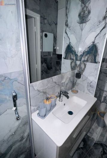 Studio 15m² Courbevoie - Étage élevé, lumineux - Photo 2