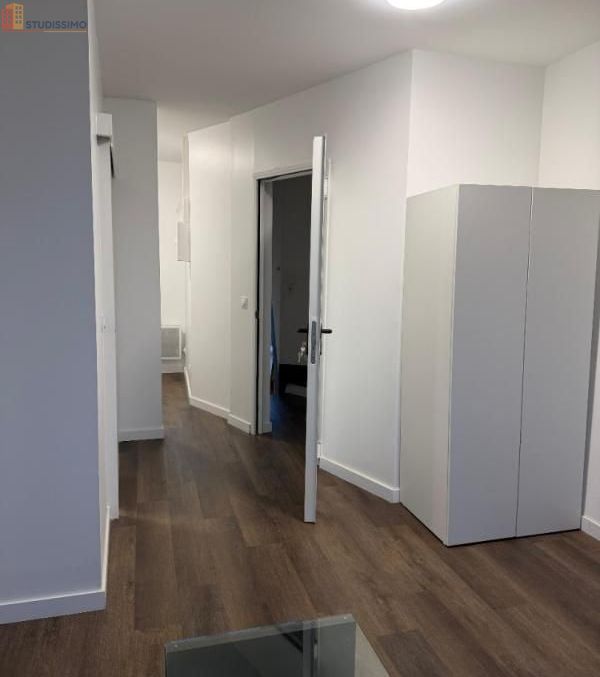 Studio meublé 22m² Puteaux - Meublé, 2e étage - Photo 2