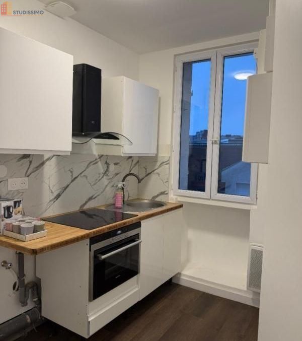 Studio meublé 22m² Puteaux - Meublé, 2e étage - Photo 1