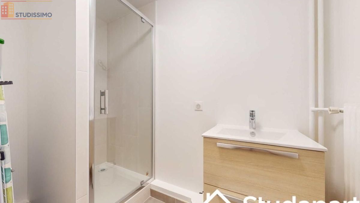 Studio meublé 9m² Nanterre - Meublé, DPE A - Photo 3