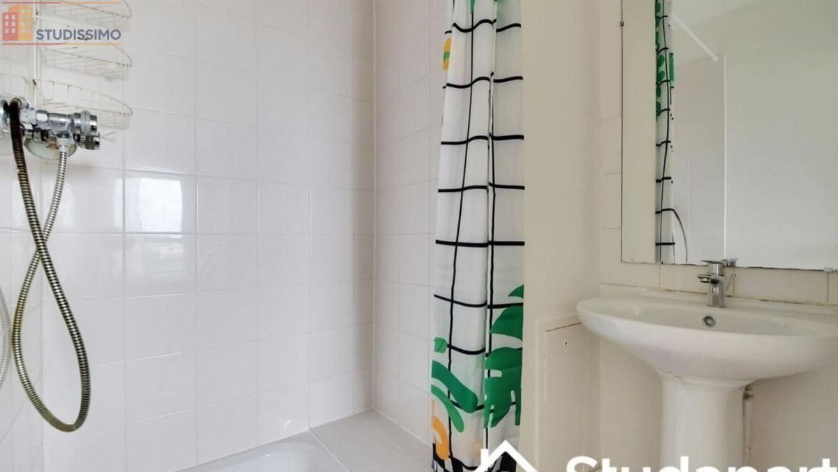 Studio meublé 10m² Saint-Cloud - Meublé, DPE A - Photo 1
