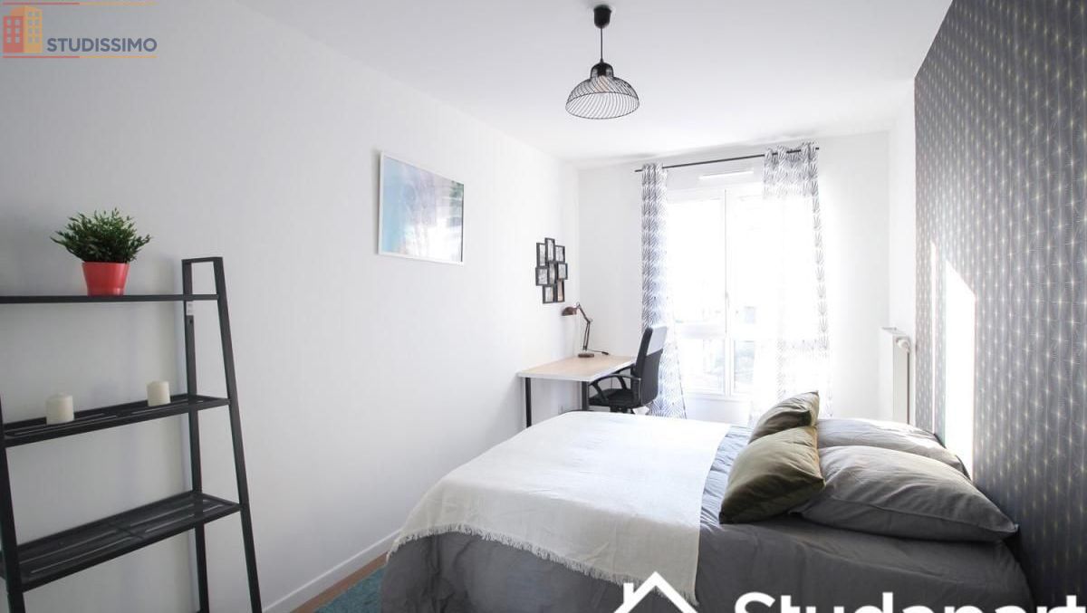 Studio à Clichy