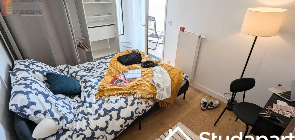 Studio à Clichy