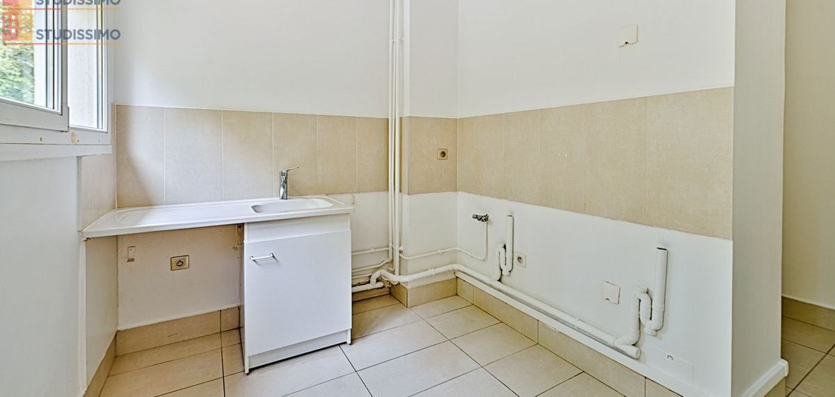 Studio 30m² Ville-d'Avray - DPE D, 1er étage - Photo 11